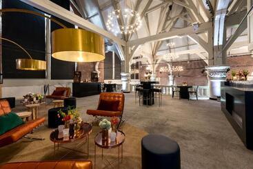 هتل NH Collection Amsterdam Barbizon Palace