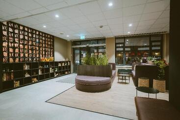 هتل Scandic Grand Tromsø