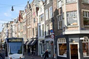 هتل The Townhouse