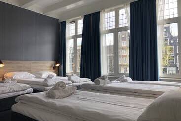 Facade Hotel Amsterdam