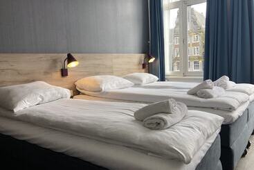 Facade Hotel Amsterdam