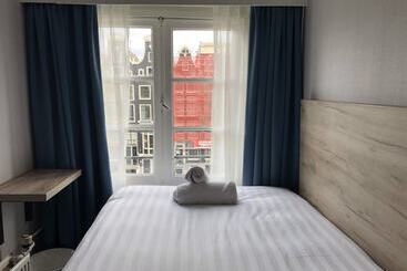 Facade Hotel Amsterdam