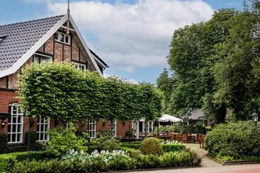 Landhuishotel De Bloemenbeek