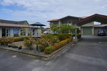 Aachen Place Motel