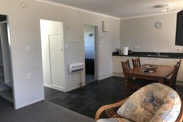 Adelphi Motel