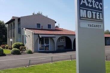 Aztec Motel