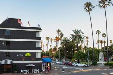 Expressotel