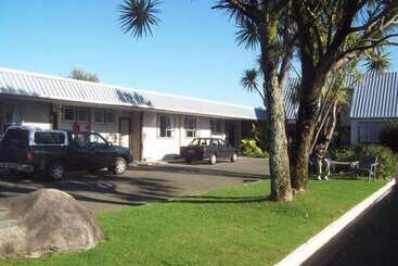 Greymouth Kiwi Holiday Park & Motels