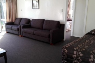 Greymouth Kiwi Holiday Park & Motels