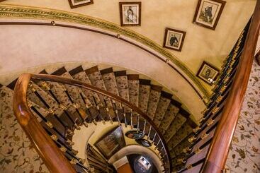 هتل As Janelas Verdes Inn Lisbon Heritage Collection Riverside