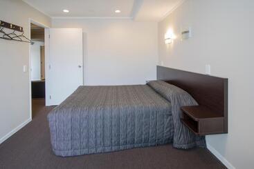 هتل Aspree Motor Inn