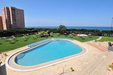 酒店 Axis Vermar Conference & Beach