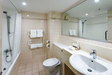 هتل Chateau On The Park  Christchurch, A Doubletree By Hilton