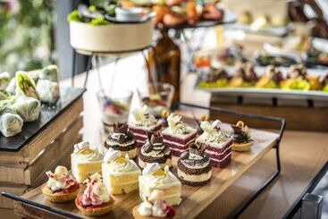 هتل Chateau On The Park  Christchurch, A Doubletree By Hilton