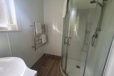 هتل Cheviot Park Motor Lodge