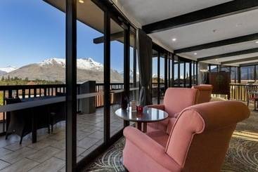 Copthorne Hotel & Resort Lakefront Queenstown