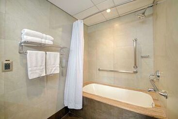 ホテル Doubletree By Hilton Lima Miraflores El Pardo