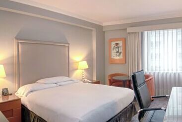 ホテル Doubletree By Hilton Lima Miraflores El Pardo