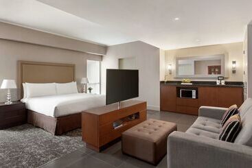 ホテル Doubletree By Hilton Lima Miraflores El Pardo