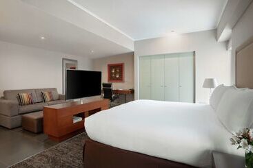 ホテル Doubletree By Hilton Lima Miraflores El Pardo