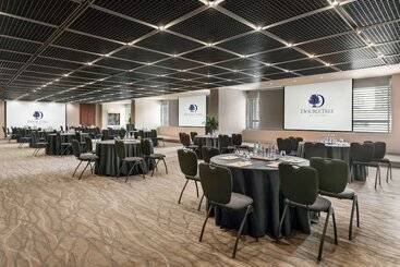 هتل Doubletree By Hilton Lima Miraflores El Pardo