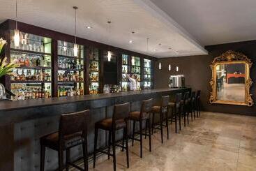 ホテル Doubletree By Hilton Lima Miraflores El Pardo