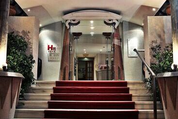 هتل Golden Tulip Porto Gaia