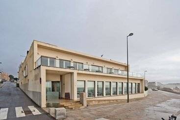 هتل Golden Tulip Porto Gaia