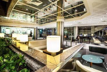 هتل Holiday Inn Lisbon Continental, An Ihg