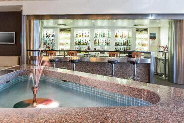هتل Holiday Inn Lisbon Continental, An Ihg