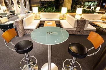 هتل Holiday Inn Lisbon Continental, An Ihg