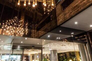 هتل Holiday Inn Lisbon Continental, An Ihg