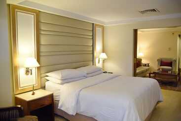هتل Islamabad Marriott