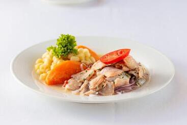 Lp Los Portales Hotel Tarma