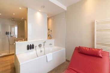 هتل Mercure Warszawa Grand
