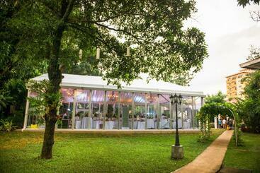 호텔 Montebello Villa