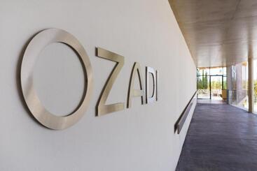 هتل Ozadi Tavira
