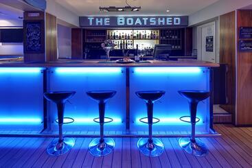 هتل Picton Yacht Club