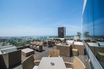 Porto Palácio Hotel By The Editory
