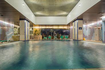 Porto Palácio Hotel By The Editory