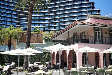 Savoy Palace, The Leading Hotels of The World Savoy Signature