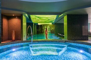 Savoy Palace, The Leading Hotels of The World Savoy Signature