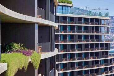 Savoy Palace, The Leading Hotels of The World Savoy Signature
