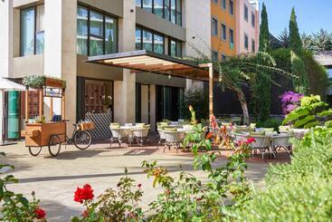 Savoy Palace, The Leading Hotels of The World Savoy Signature