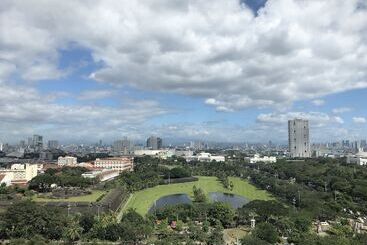 Hotel The Manila