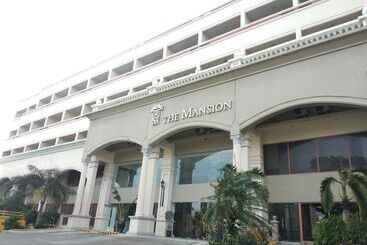هتل The Mansion