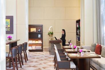 هتل The Peninsula Manila