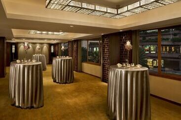 هتل The Peninsula Manila
