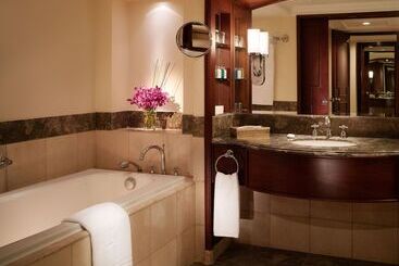 هتل The Peninsula Manila