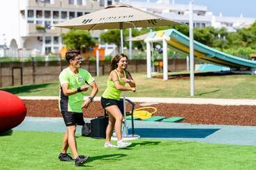 Jupiter Albufeira Hotel, Family & Fun